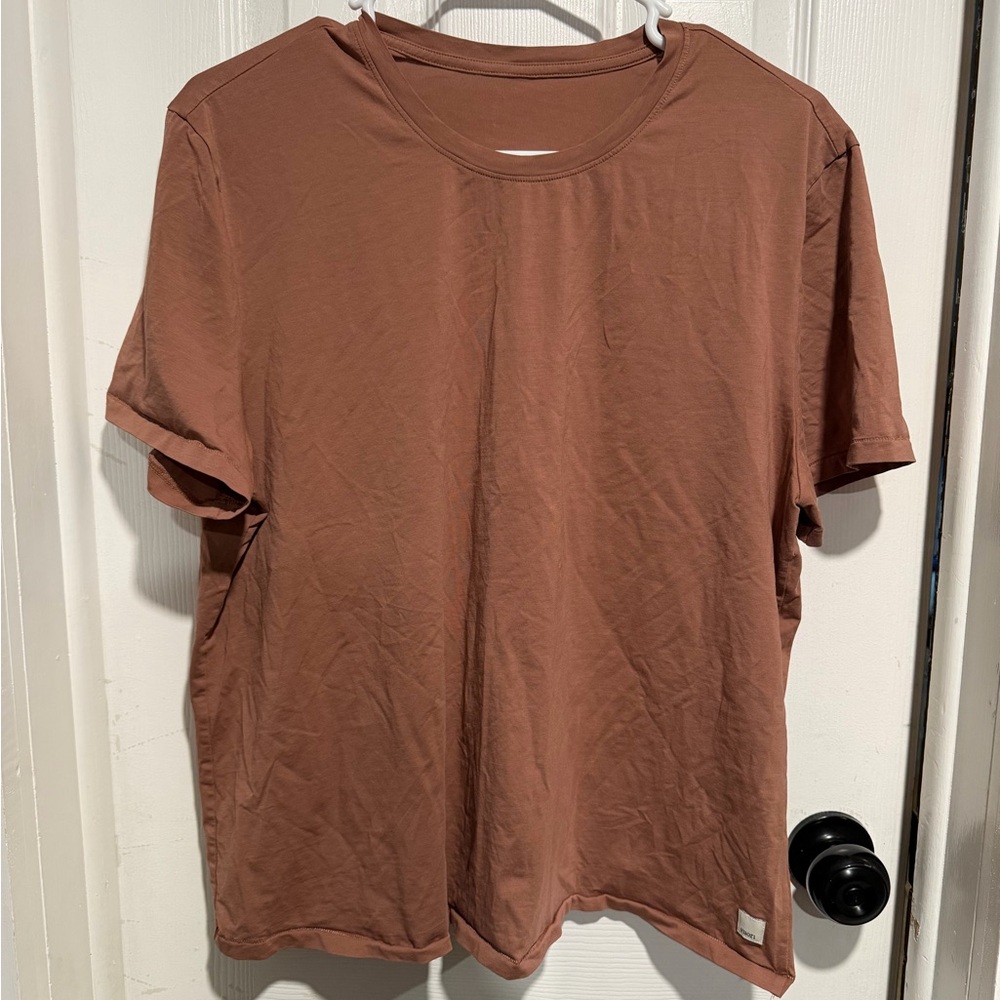 Vuori Feather Tshirt - women's size large